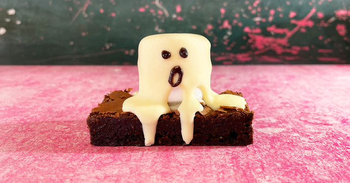 DIY Halloween Brownies: GHOST